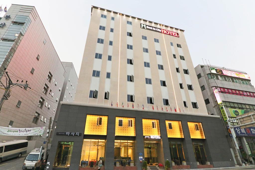 Best In City Hotel Ciudad Metropolitana de Ciudad Metropolitana de Busan Exterior foto